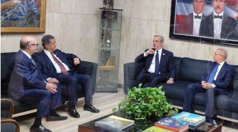 Encuentro del presidente de República Dominicana Luis Abinader con los expresidentes Leonel Fernández, Danilo Medina e Hipólito Mejía