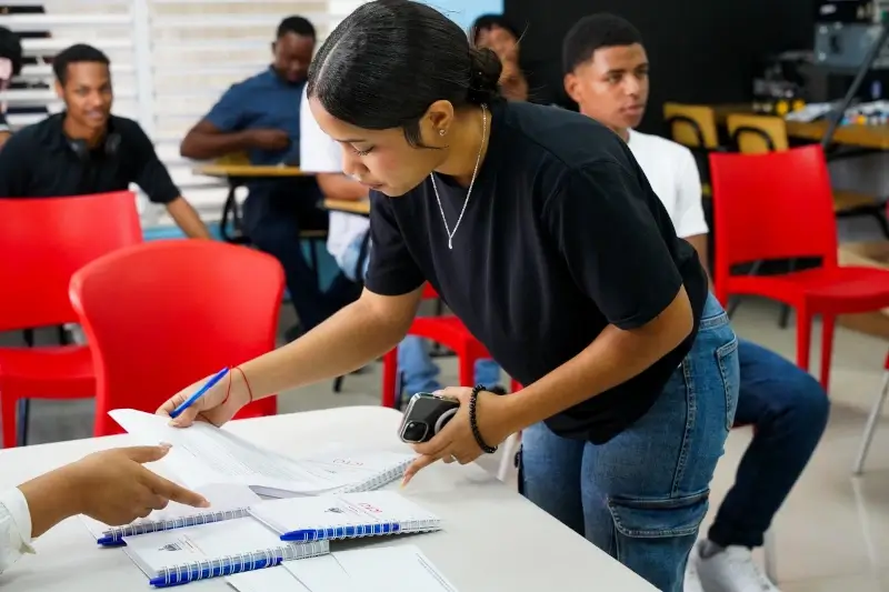 Participantes reciben inducción sobre ética profesional y actitud laboral en CTC